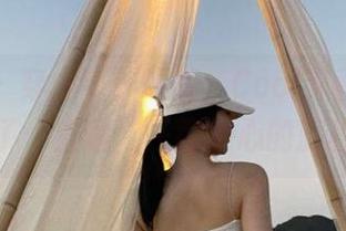 微密圈 – 穿上牛仔短裤，Cool文茜就开始了‘直逼’一百条心的旅程