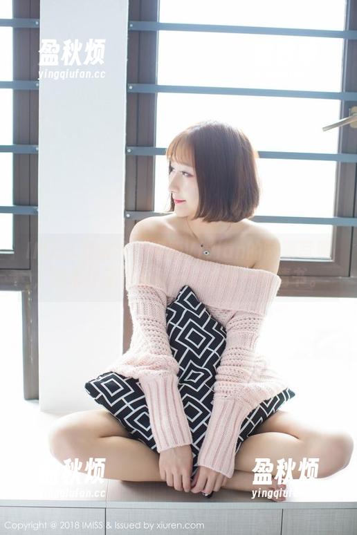IMiss爱蜜社-妤薇Vivian IMiss爱蜜社 - 妤薇Vivian的制服写照,全集作品里的每一幅都是一封情书。