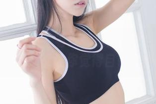 IMiss爱蜜社 – 看！张思允的黑色写真：一张壁纸就能让你觉得自己也很酷！