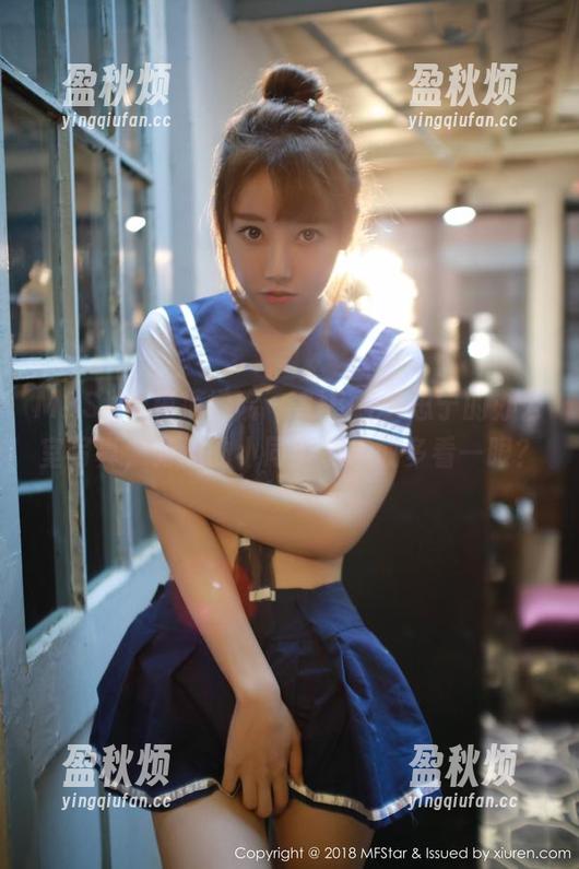 MFStar模范学院 - SiByl李思宁的办公室写真，旁边的小同事敢不敢多看一眼？