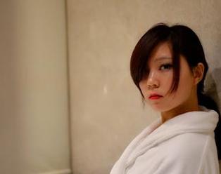 PANS – 妮妮白色的写真全集，果然无聊是个常态。
