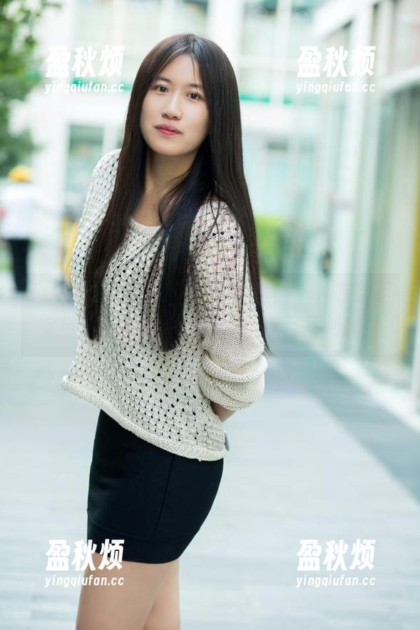 TuiGirl推女郎 - 不在乎其他，只有哈尼宝宝的最新棉袜图包，让我目不转睛！