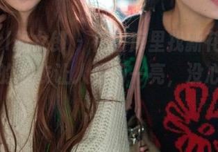 TuiGirl推女郎 – 在图库里找新花样，模特林夕的毛衣让人眼前一亮，没心思干别的。