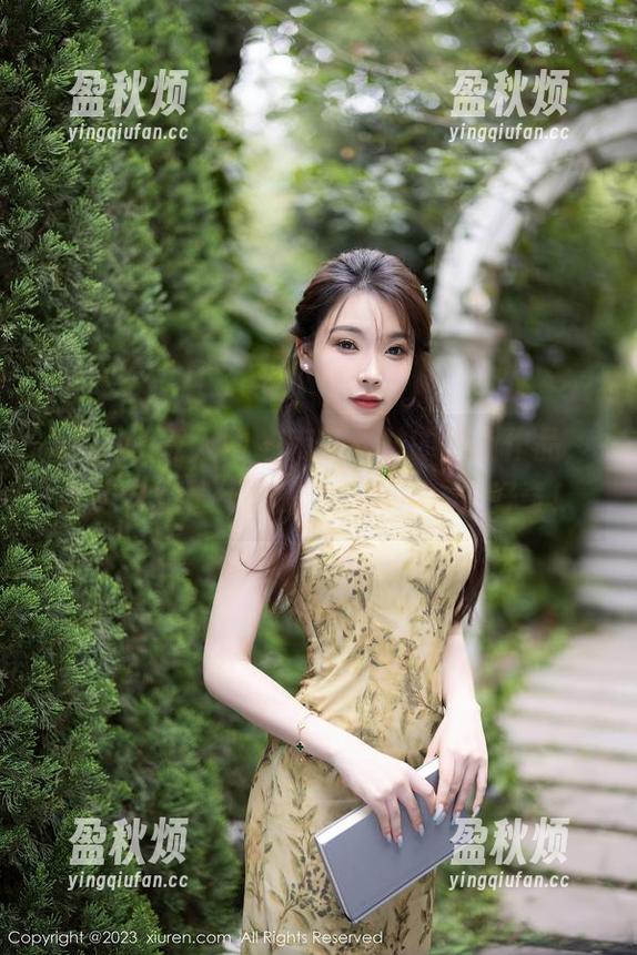 Xiuren秀人网-南初妹妹 Xiuren秀人网 - 南初妹妹的最新作品,镂空中藏着什么秘密…啊不,是好奇!