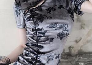 Xiuren秀人网 – 徐莉芝Booty的和服分享：看我如何在衣服里变成飘逸的‘海带’！