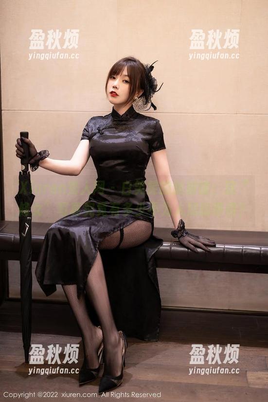 Xiuren秀人网 - 白笑笑的新解读：这“修女”写真究竟有多少不为人知的等待？