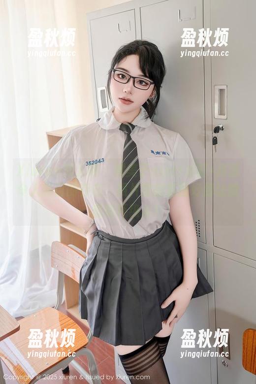 Xiuren秀人网 - 糯美子nini+浴缸=高清令人瞩目的存在，照片里的氛围好到让我想喝杯热水！
