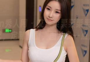 Xiuren秀人网 – 艾栗栗栗栗栗栗吖的红裙日记，定制画面，图片多一点点情绪