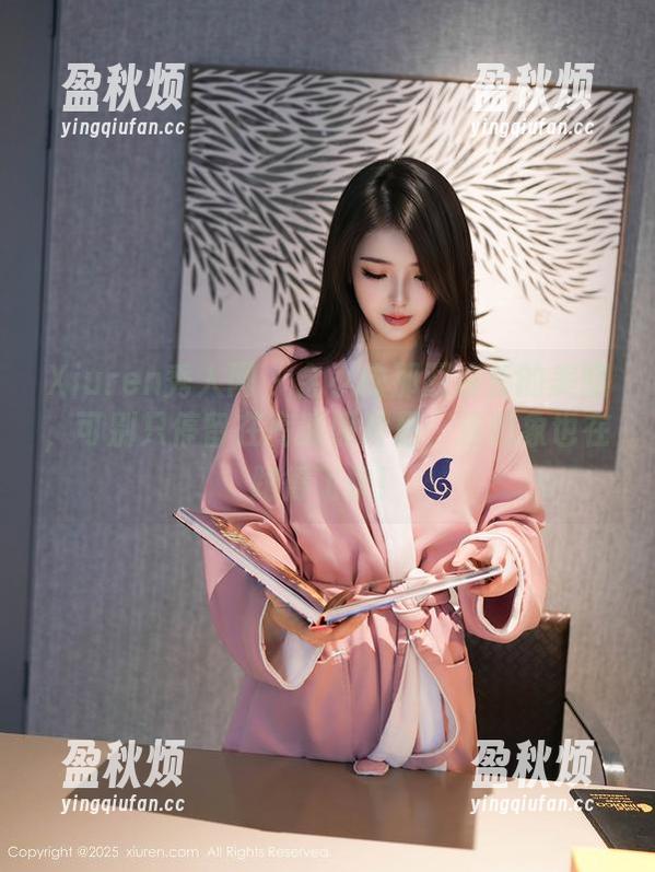 Xiuren秀人网 - 金小依那双修长的美腿，可别只停留在高清照片里，连想象也在跑得飞快！