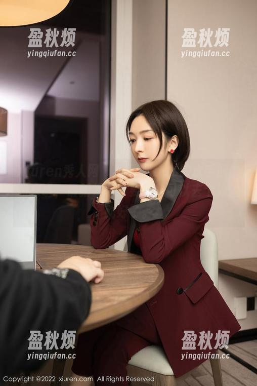 Xiuren秀人网 - 阿乖Kiddo的水手服套图来啦，最新发布。要是也可以去个海边就好了。