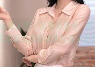 Xiuren秀人网 – 私房美脚秀，陈思琪的写真把我说服得连拖鞋都不想穿！