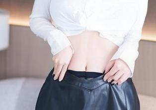 YouMi尤蜜荟 – 校园主题，lingyu69这一组壁纸真是牵动我不必要的情绪。