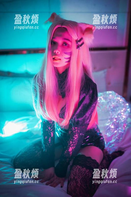 Zia(지아)和她的居家私拍，活生生的例证：秀家居、秀人的完美结合。