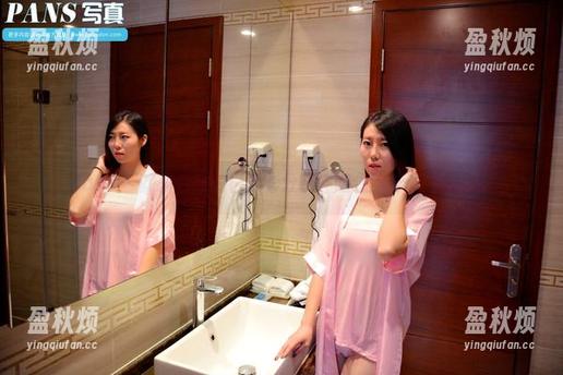 pans-薇妮 pans - 就爱薇妮的白衬衫分享,随便穿穿都好好看!