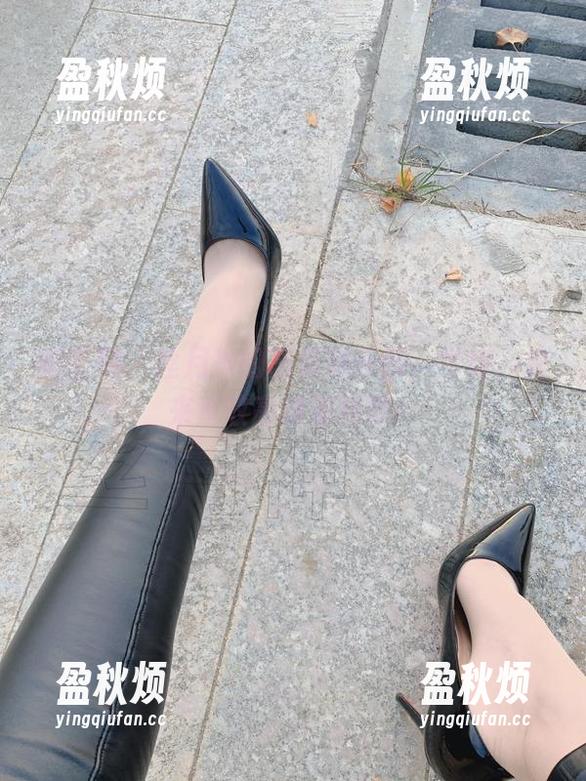 微密圈 - 丝月神的图库游乐园：学姐，快来查收高清福利吧！
