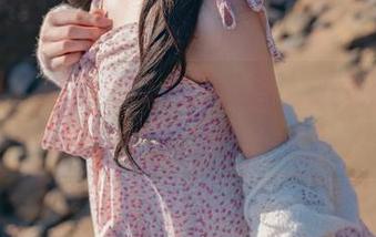 咬人小小兔献上的夏日美图，恋爱循环别样甜