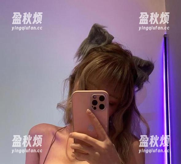 啾小妍户外美图合集，你居然能让人忽略周围的喧闹？