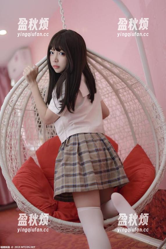 喵糖映画 喵糖映画:分享忧郁少女图包,其实她只是想听听你内心的独白吧?