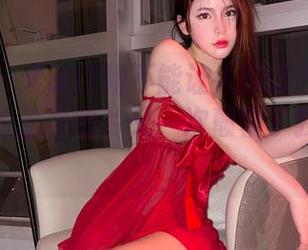微密圈 – 谁说红裙不能让人惊讶？奔跑的晶骡子的免费图片又一次颠覆了我的想法！