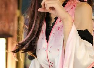 小仓千代w的“办公室”全套，谁说办公只适合穿西装呢？