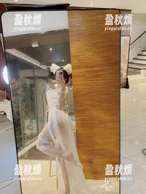 小玉吃果冻 微密圈 - 小玉吃果冻的丝袜:无圣光照耀下的图片新玩法