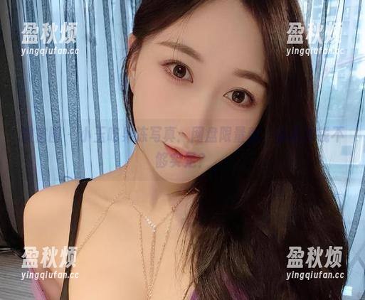 微密圈 - 小玉吃果冻写真：网盘限量款，谁说本钱不够实足？