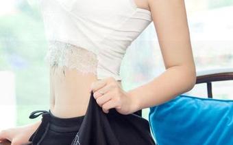 尤果网 – 不觉得球球的镂空写真有些小浮夸吗？