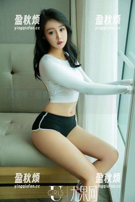 尤果网 - 图集精选：郭婉祈的甜心，像糖果一样的挑逗。