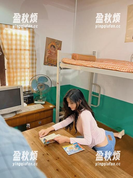 微密圈 - 白裙的神秘，就是阿朱啊全套图片像是在清风中旋转