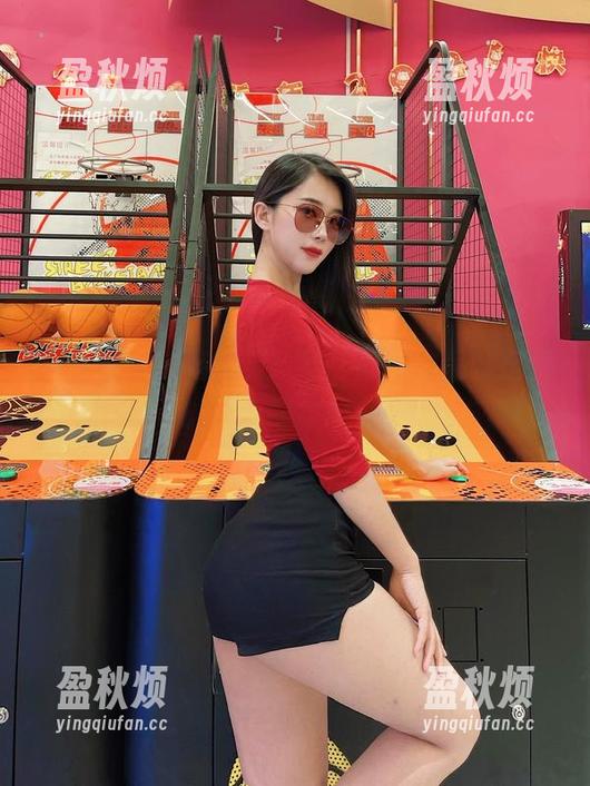 微密圈 - 张老师与绿意，高清作品开启我的乱入绿意想象。