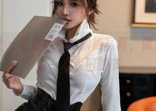 星颜社 – 看潘娇娇的旗袍写真，像是在翻阅一本老旧的书
