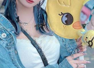 听说月城委员会的专属作品分享，引发了不少啧啧称奇的反应？