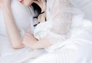 桃良阿宅的私房美图：体操服也有春天？