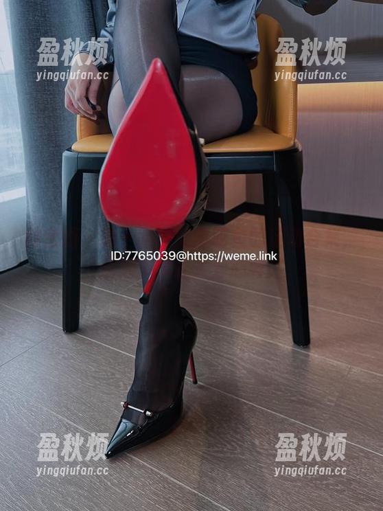 微密圈 - 晒一晒楚楚不吃鱼的运动合集，这细节真让人分心啊！