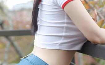 模范学院 – Laura苏雨彤拍的双人作品，让我意识到那位朋友比我目测下滑的发际线还尴尬…