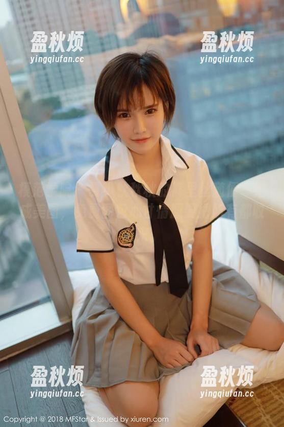 模范学院 - 夏小秋秋秋的裤里丝随便一拍成美图，免费图包心甘情愿要把所有都收进来。