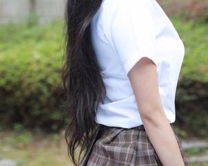 模范学院 – 看李可可的黑白套图，让我联想到孤独的美好。