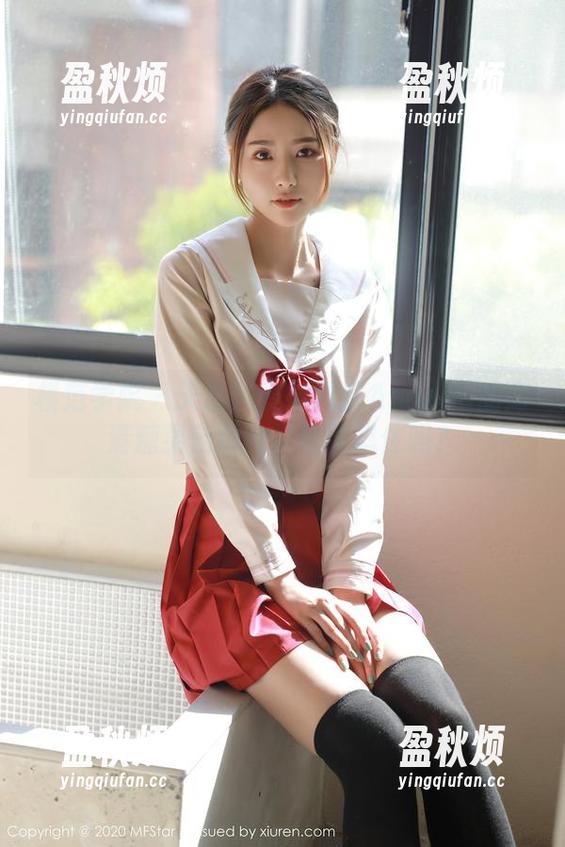模范学院-露露Andrea 模范学院 - 天台风景与露露Andrea的高清糖果色图片,你能忍住吗?