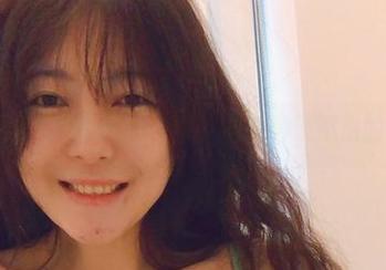 福利图片里的樱晚gigi女仆，总有种说不出的吸引力。