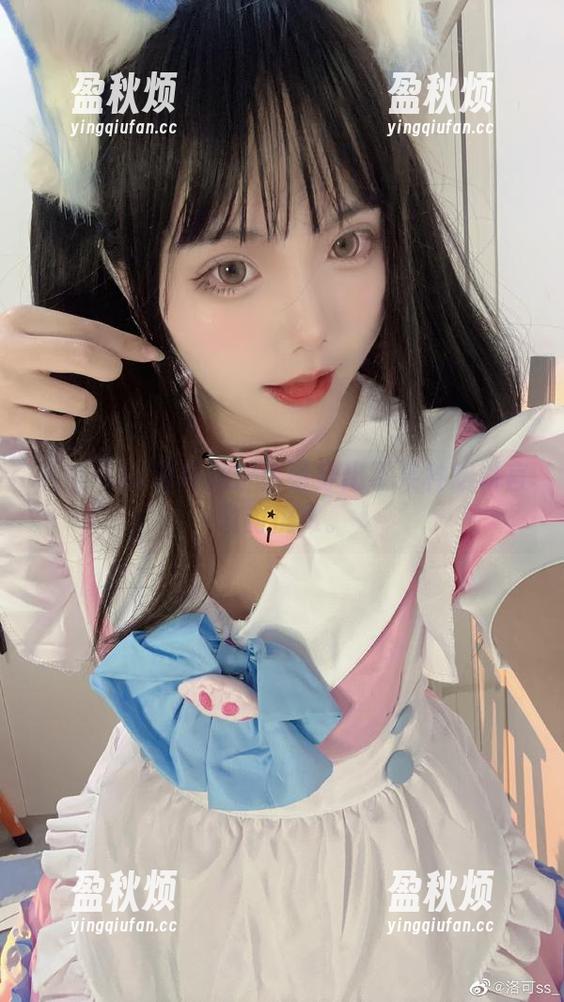 洛可ss 看洛可ss如何把护士装穿出了某种难以言喻的优雅。