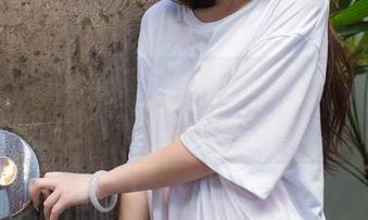 爱蜜社 – 海上风光与淼淼萌萌哒：难道水手服只是个噱头？