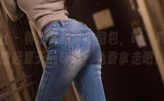 爱蜜社 – 黄乐然的泳池图包，呵，真让人想起夏天的味道，免费拿走吧！