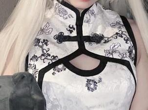 特软儿Sona带你开启美脚cos之旅，保证让你发现新大陆，经历不一样的震撼。