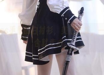 疯猫ss手里的白衬衫，美图图集，一言不合就走心。