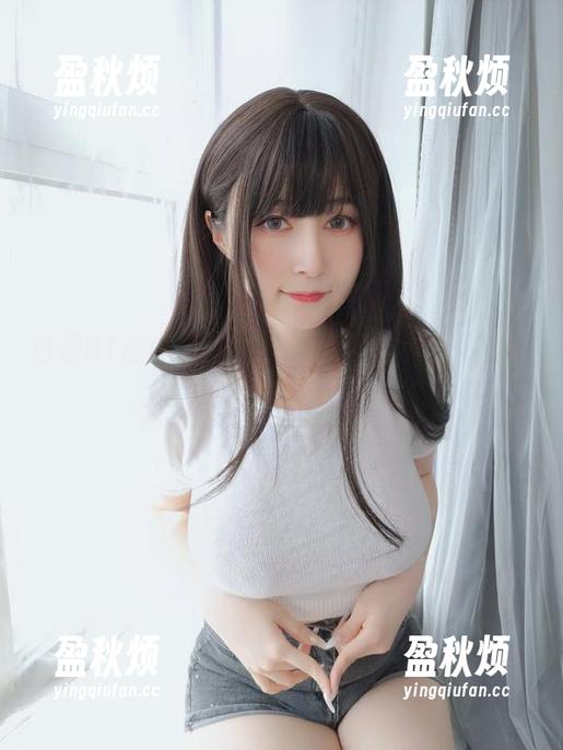 白银81的COS套图，让职场各种压力变成可爱的日常！