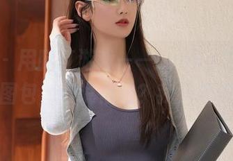 秀人网 – 用腿打游戏——Lucky沈欢欣的大腿图包，谁说很难？我只想骑马！