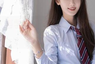 秀人网 – 当学姐遇上图库，奈汐酱nice的写真温柔流转