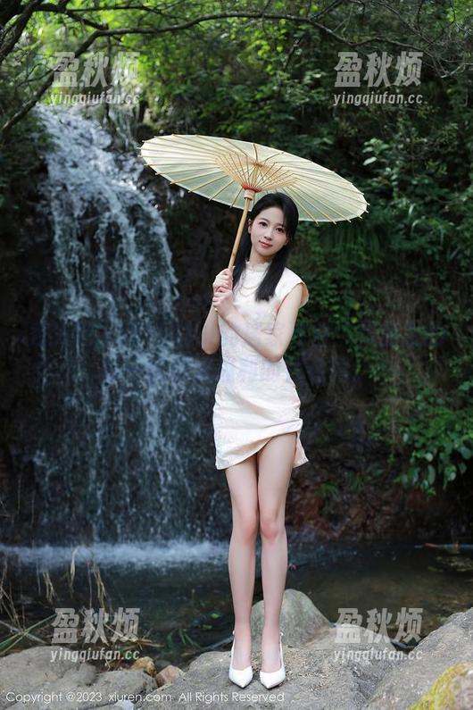 秀人网 - 黄婧GIGI的居家独白：作品里的每一帧都是福利的代名词。
