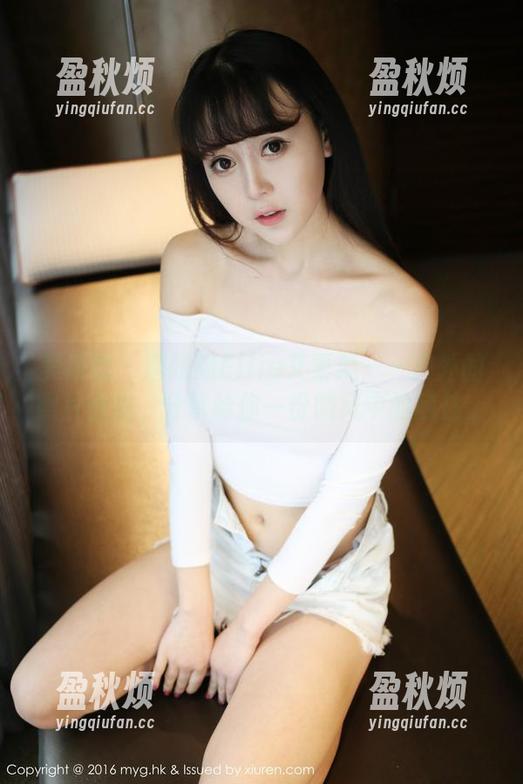 美媛馆 - 洒脱的Ellie艾栗栗——户外的照片合集，分享给你一份微风中的随性。