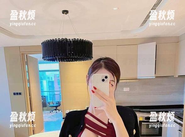 微密圈 - 脸红Dearie的限时冲一波，看完你会想翻牌子吗？